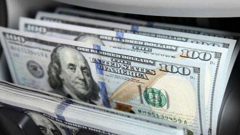 لأول مرة بعد التعويم.. دولار الشراء في البنوك بسعر مفاجيء !
